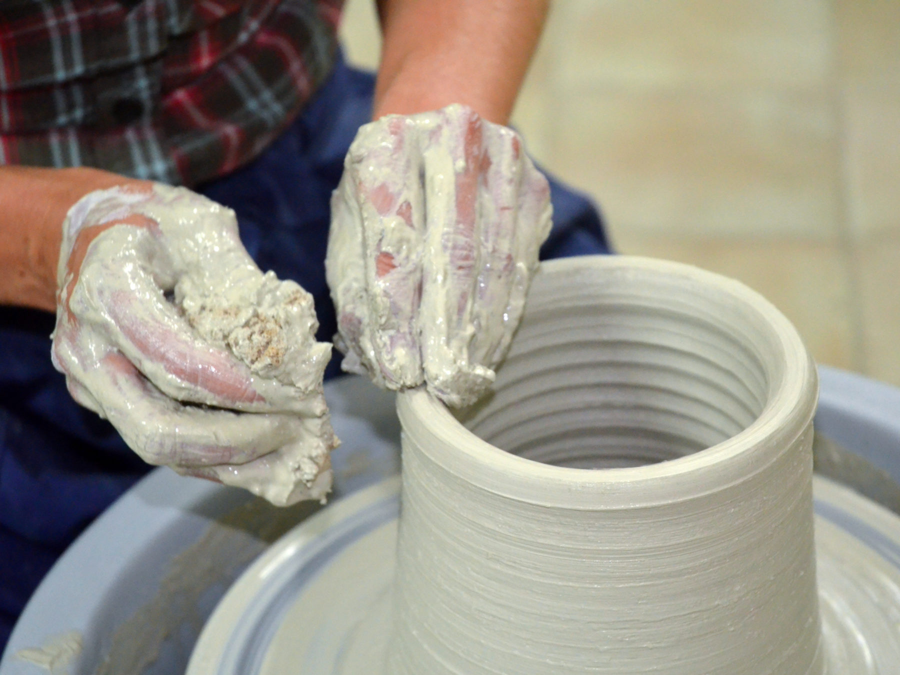 Clay, Wheel, Hands - 1st International Ceramic Symposium in Salento and Raku Workshop