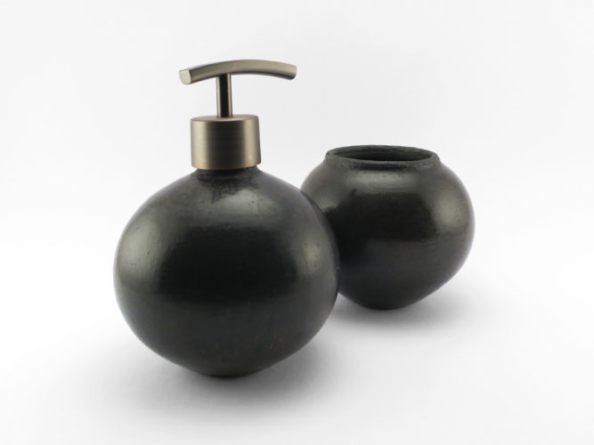 Pottery Bathroom Accessories • Ceramics by Ildikó Károlyi