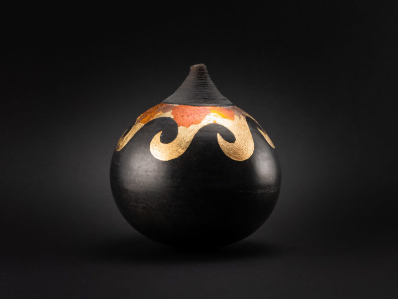 Personal Sunshine: Whispering Globe - Ildikó Károlyi