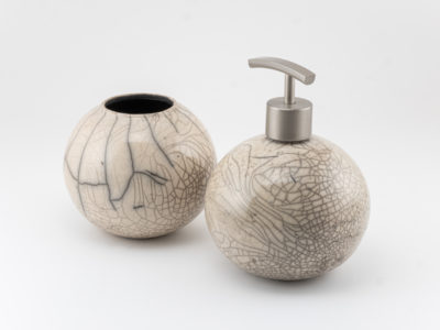 Crackled Raku Bathroom Accessories - Ildikó Károlyi