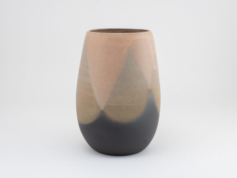 Fluff vase by Ildikó Károlyi ceramics