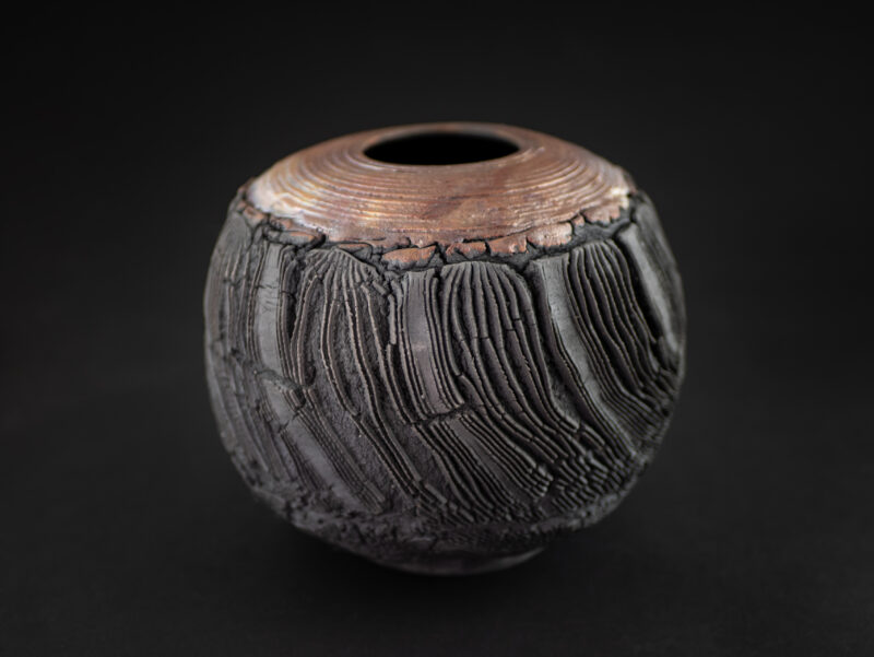 Entangled by Ildikó Károlyi ceramics