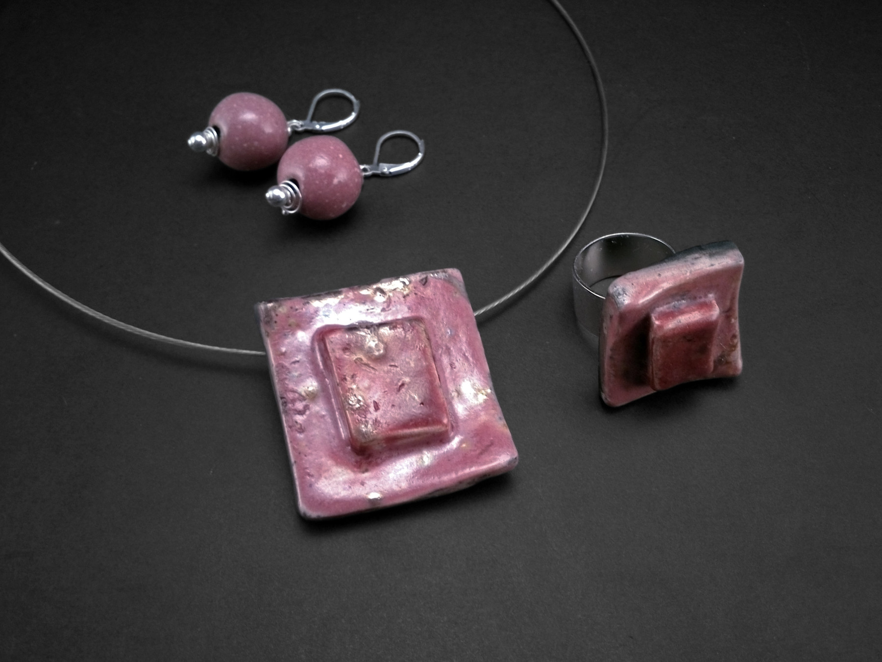 Punch Cake Medal, Ring and Pendants - Ildikó Károlyi